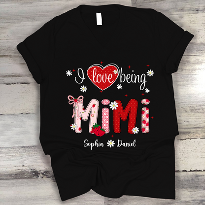 I Love Being A Mimi, Mimi Grandma Nana Strawberry And Grandkids Sweet Summer Time Shirt