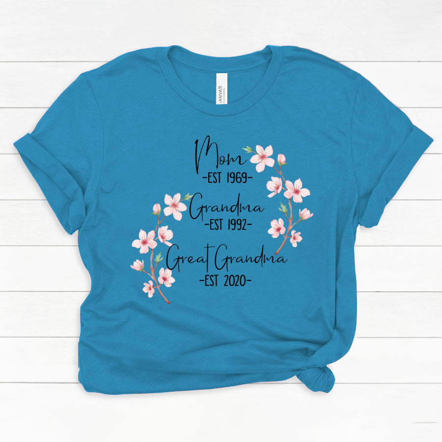 Mom Est Grandma Est Great Grandma Flower Classic Canvas