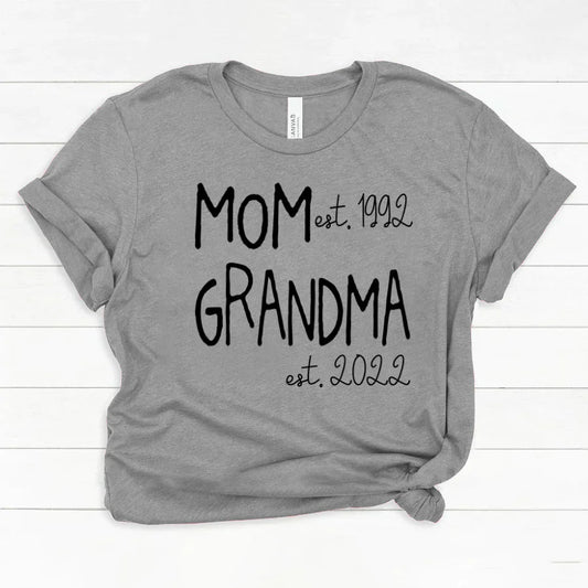 Mom Grandma Est VT22120031 Classic Canvas