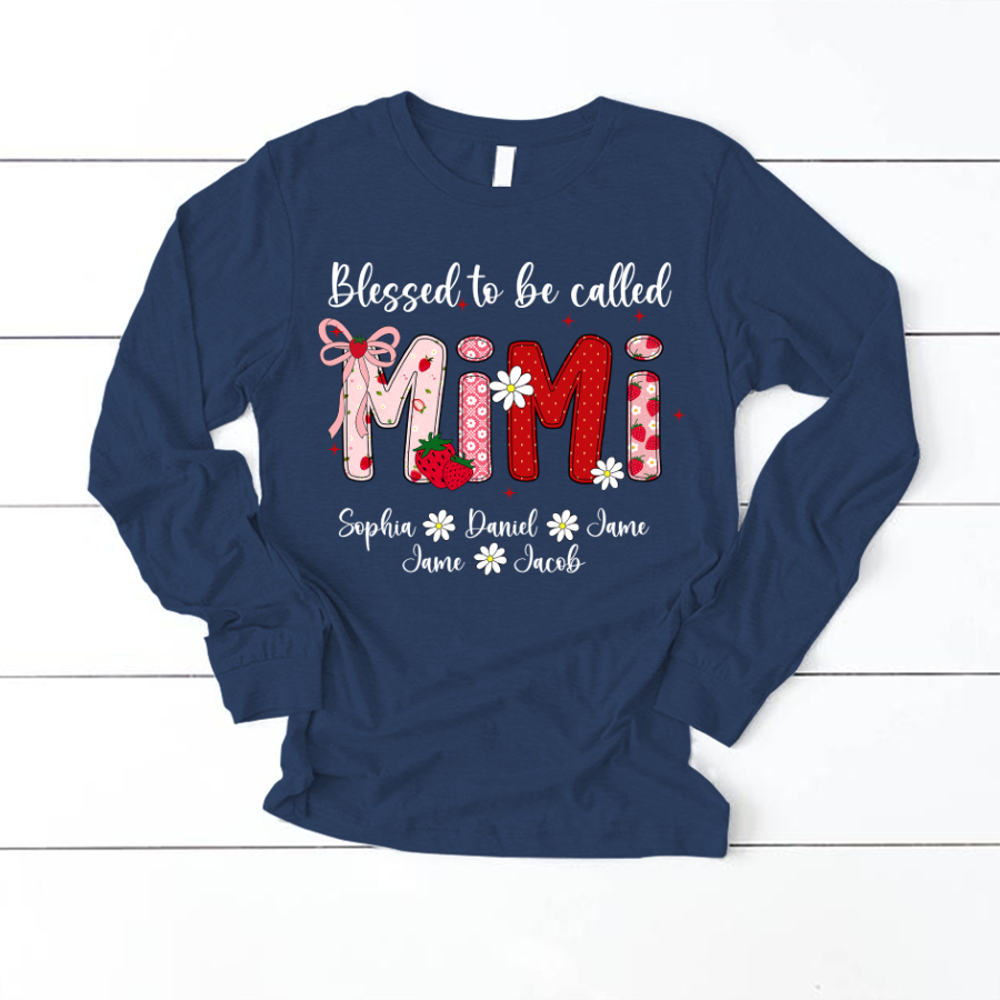 Blessed To Be Called Mimi, Mimi Strawberry And Grandkids Sweet Summer Time Shirt