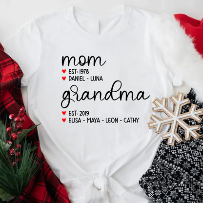 Mom Est Grandma Est And Kid  CTH01 T-Shirt