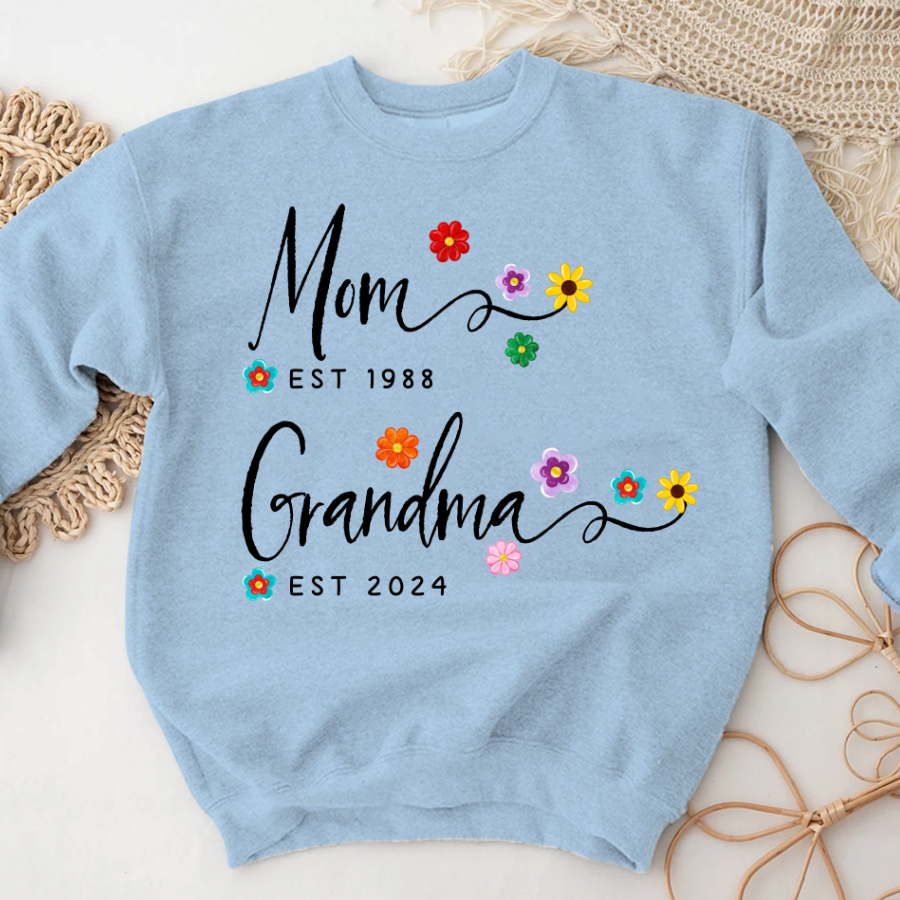 Mom Est Grandma Est Colorful Chrysanthemums Mother's Day Sweatshirt