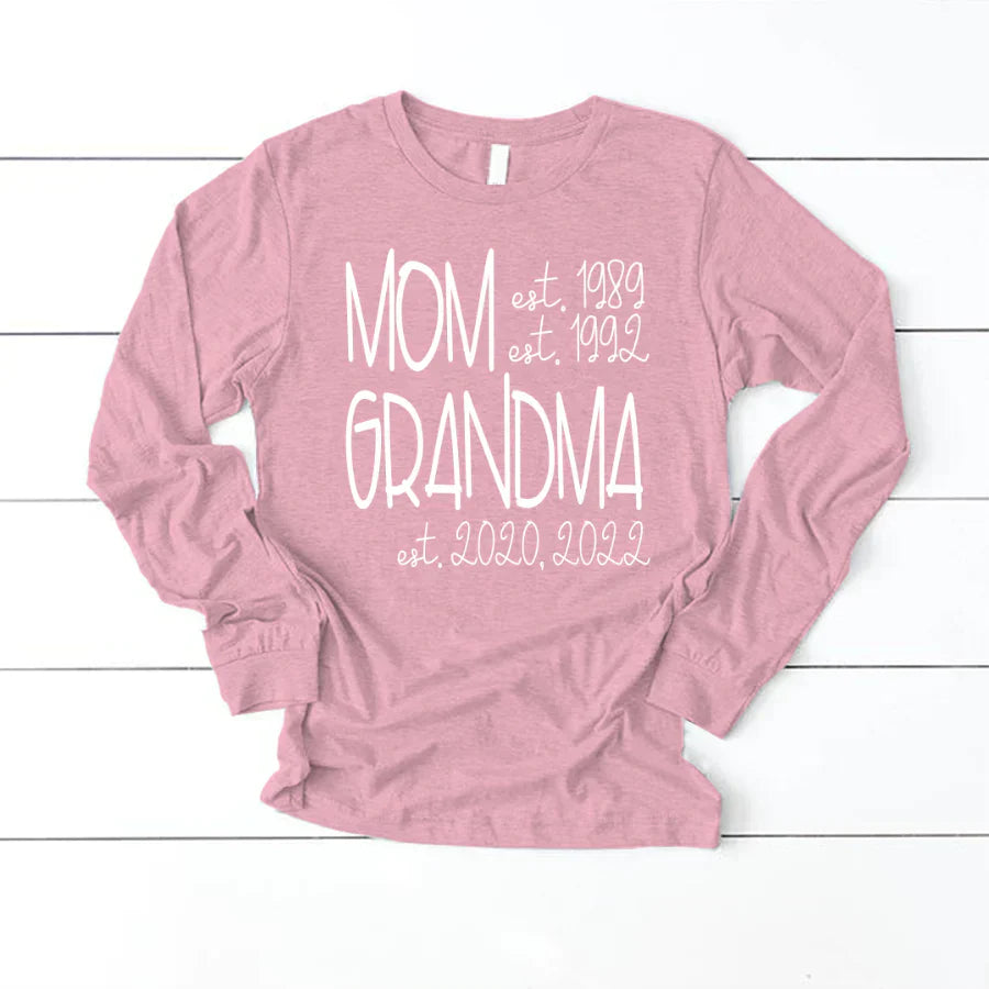 Mom Grandma Est VT22120064 Longsleeve
