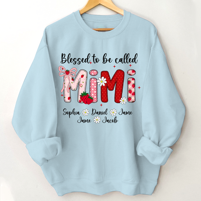 Blessed To Be Called Mimi, Mimi Strawberry And Grandkids Sweet Summer Time Shirt