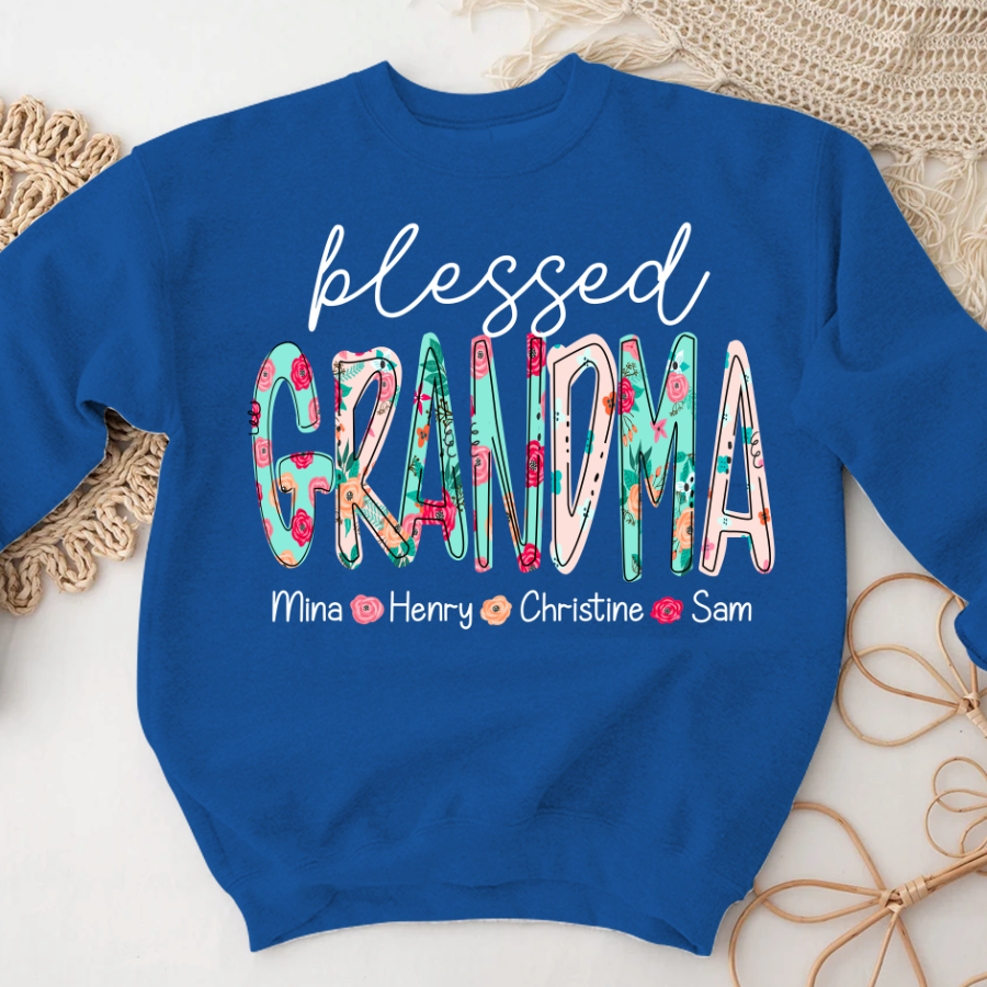 Blessed Grandma Flower And Grandkids Mother's Day Sweatshirt