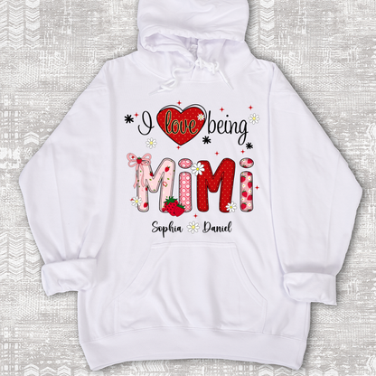I Love Being A Mimi, Mimi Grandma Nana Strawberry And Grandkids Sweet Summer Time Shirt