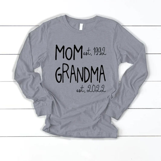Mom Grandma Est VT22120031 Longsleeve