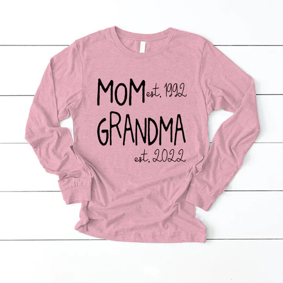 Mom Grandma Est VT22120031 Longsleeve