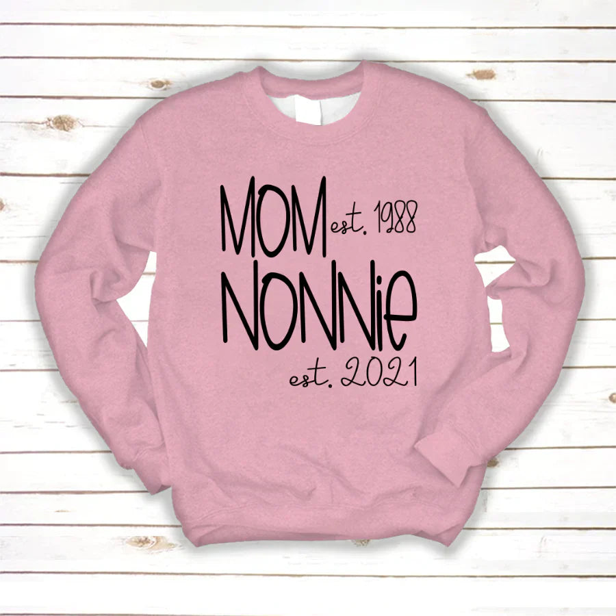 Mom Nonnie Est VTN221125 Sweatshirt