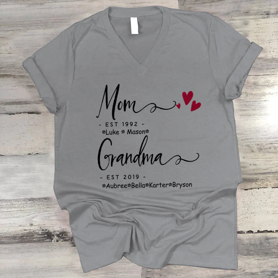 Mom Grandma Family Est Kids VT22120071 V-Neck