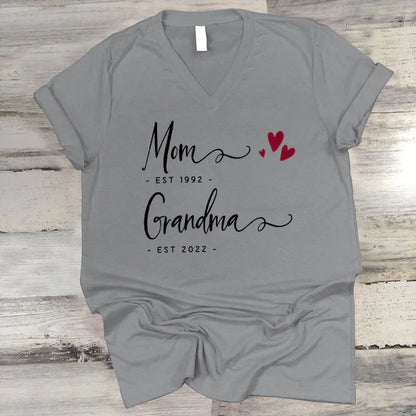 Mom Grandma VTN221125 V-Neck