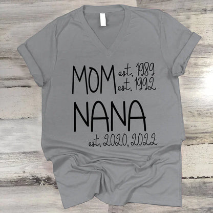 Mom Nana Est Sweet VT22120041 V-Neck