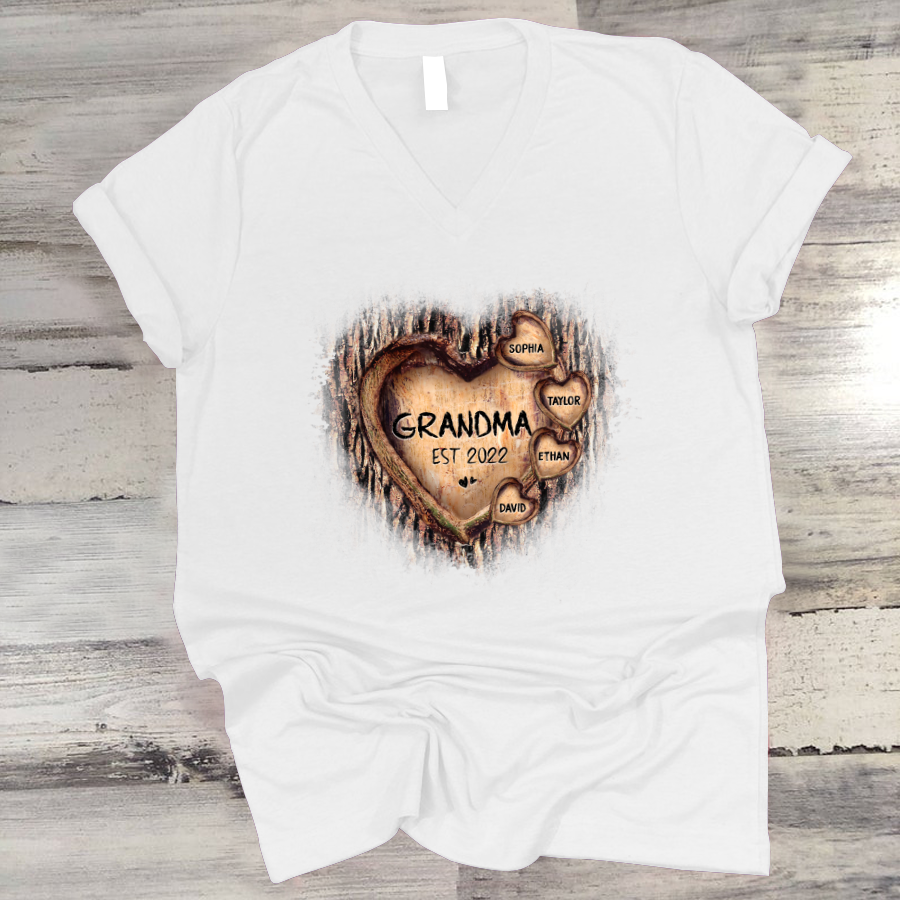 Personalized Grandma And Grandkids Hearts Tree New V-Neck
