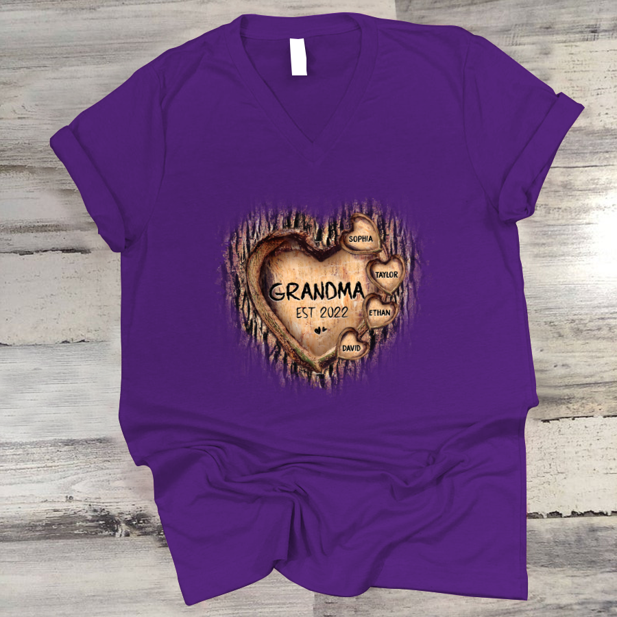 Personalized Grandma And Grandkids Hearts Tree New V-Neck
