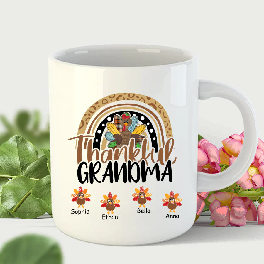 Godmerch Personalized Thankful Grandma With Grandkids Thanksgiving Shirt Mug