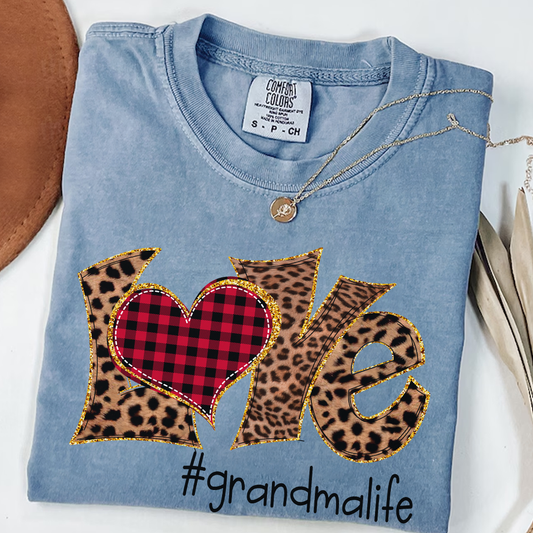 Grandma Life T-Shirt – Love Leopard & Buffalo Plaid Heart Graphic Tee – Vintage Comfort Colors Shirt – Cute Gift for Grandma, Mother's Day, Birthday