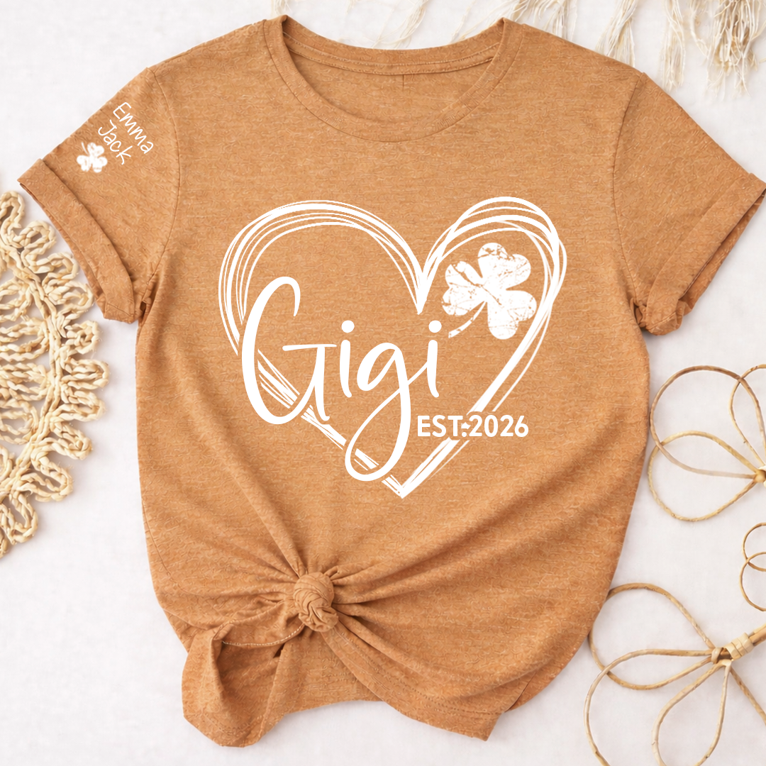 Cute Green T-Shirt With Gigi Shamrock Heart Print For St. Patrick's Day, With Your Grandchildren's Names