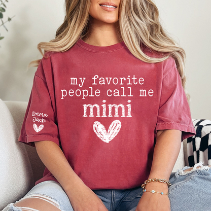 My Favorite People Call Me Mimi T-Shirt, Simple Mimi Grandma Tee with Heart Graphic For Gift Grandma and Kids
