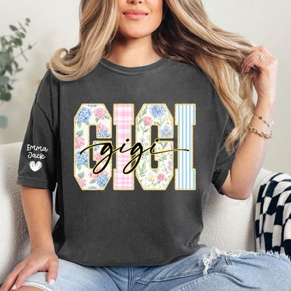 Custom Gigi T Shirt for Women, Personalized Grandma Tee, Floral Pattern Letters Graphic Shirt, Family Love Gift for Gigi