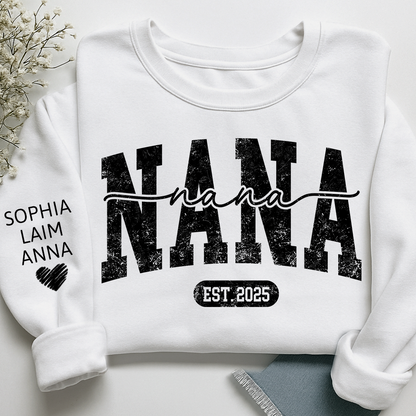 Personalized Nana Est. 2025 Custom Sweatshirt Gift For Grandma And Grandchild