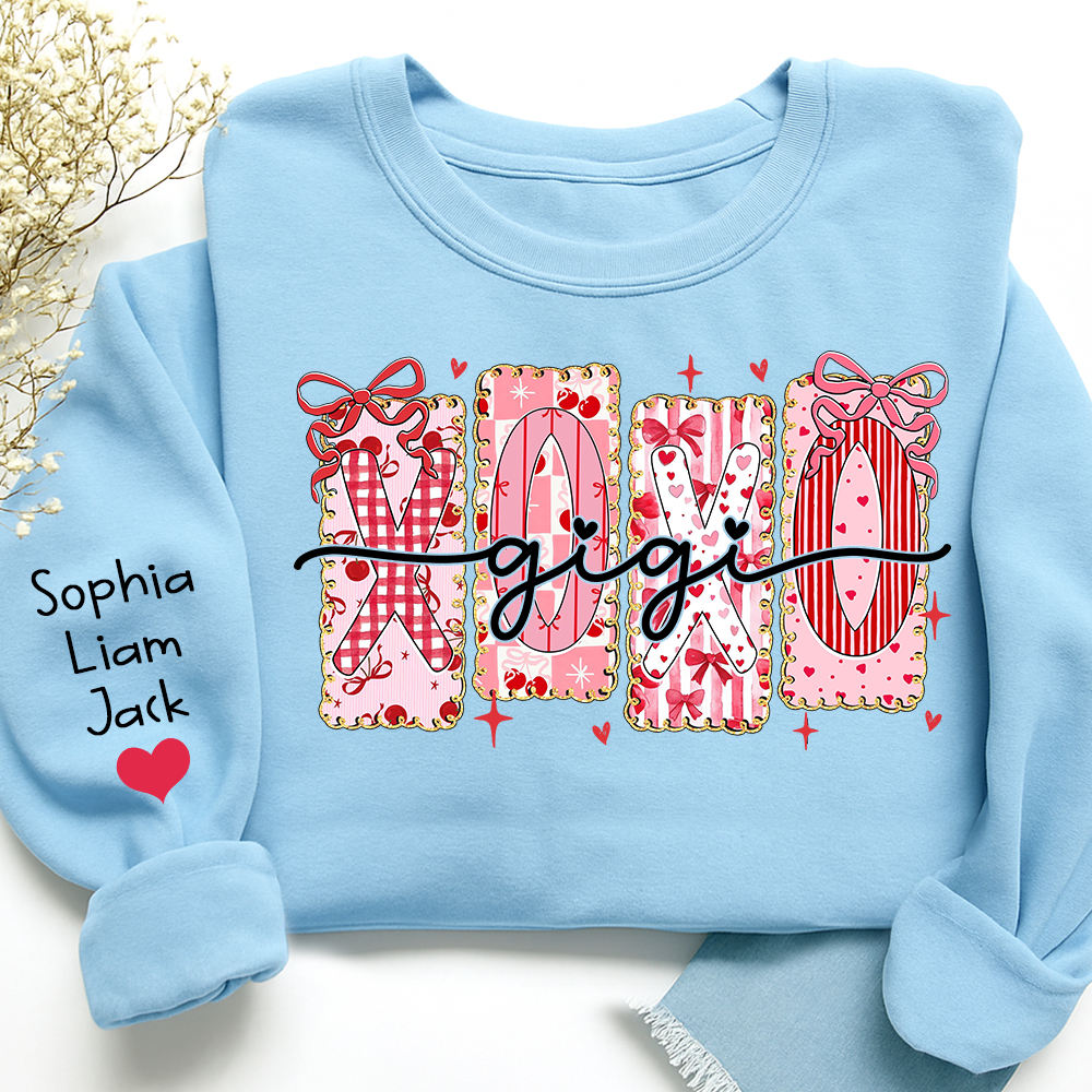XOXO Gigi Crewneck Sweatshirt, A Valentine's Day Love Design With Custom Names For Grandmothers And Grandchildren