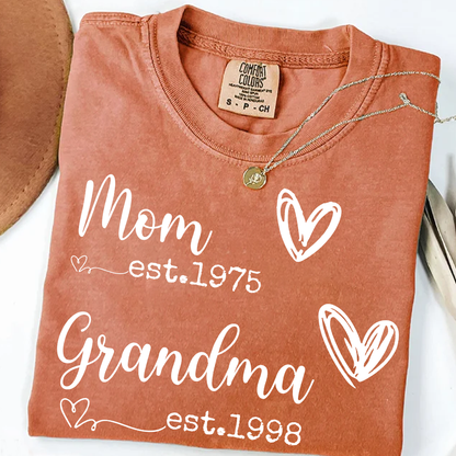 Personalized Mom Grandma EST Year Shirt | Custom Family T-Shirt Gift for Mom and Grandma | Cute Heart Design