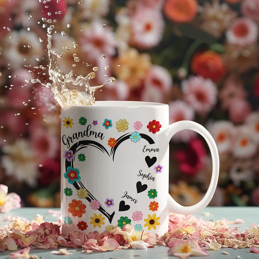 Personalized Grandma Heart flower 2024 Mug