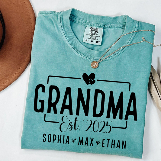 Comfort Colors® Personalized Name Shirt with Heart, Grandma And Kids Gift Tee