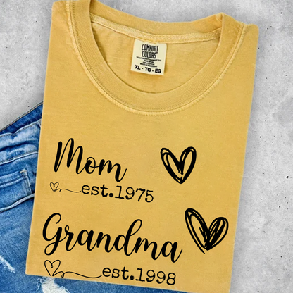 Personalized Mom Grandma EST Year Shirt | Custom Family T-Shirt Gift for Mom and Grandma | Cute Heart Design
