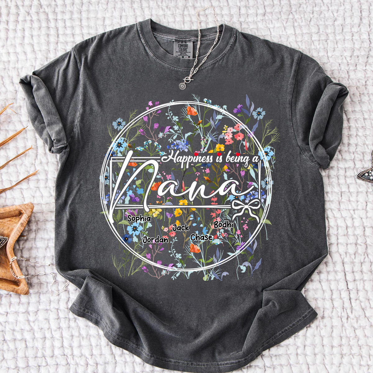 Comfort Colors® Happiness is Being a Nana - Personalized Floral Shirt with Kids’ Names, Ideal Gift for Nana