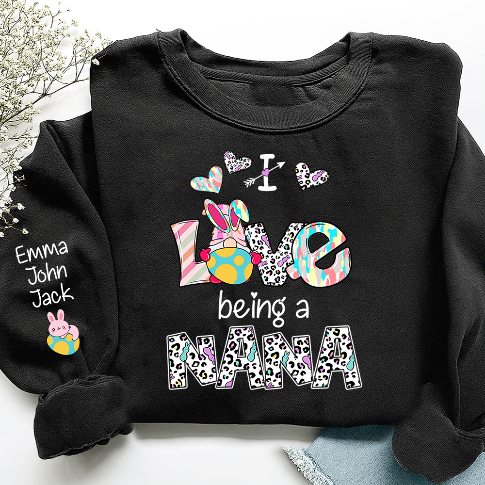 I Love Being a Nana Crewneck Sweatshirt, Sweet Family Love Graphic