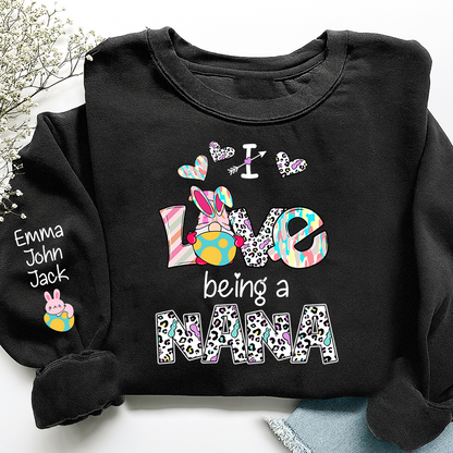 I Love Being a Nana Crewneck Sweatshirt, Sweet Family Love Graphic