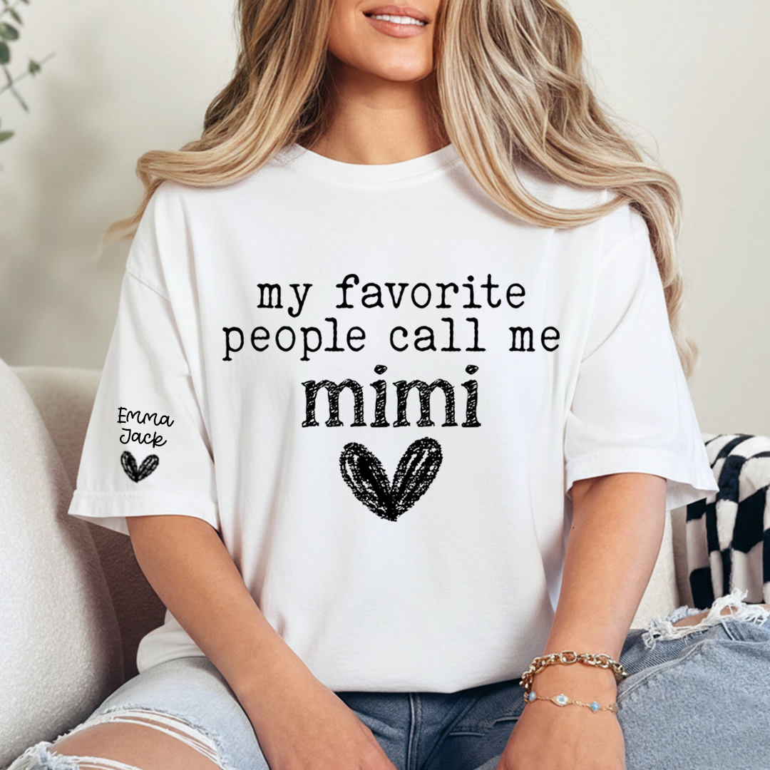 My Favorite People Call Me Mimi T-Shirt, Simple Mimi Grandma Tee with Heart Graphic For Gift Grandma and Kids