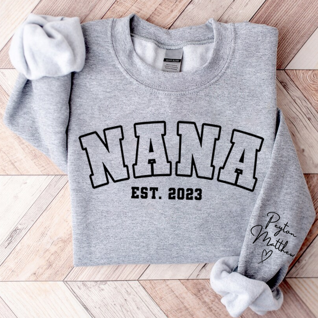 Personalized Grandma Nana Est 2023 And Grandkids Sweatshirt