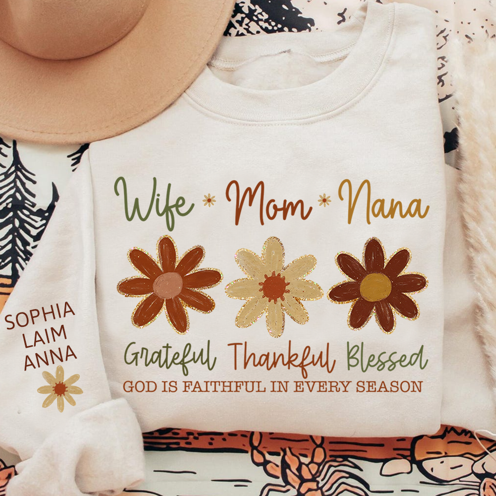 Personalized Grateful Blessed Grateful Sweatshirt, Custom Nicknames of Mom Wife Nana for Mimi and Kids