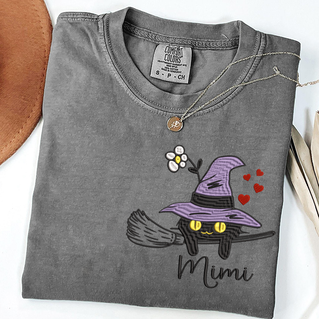 Comfort Colors® T-Shirt Personalized Grandma Cat Halloween, Gift for Mimi and Kids