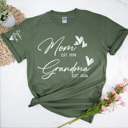 Personalized Mom and Grandma T-Shirt, Custom EST Year T-Shirt with Heart and Arrow Design for Mom and Grandma