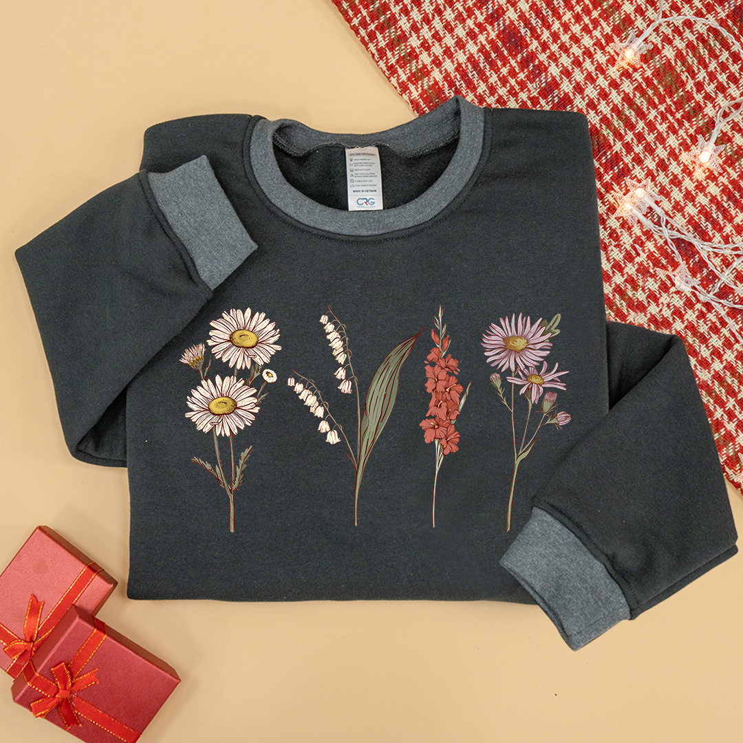 Custom Birth Month Sweatshirt Birth Flower Sweater, Birth Flower Shirt, Grandma's Garden, Personalized Mom Gift Grandma Mother's Day Gift Sweatshirt