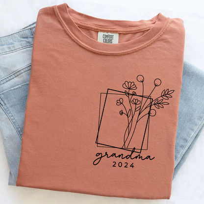 Comfort Colors® T-Shirt with Flowers, Custom Nickname Grandma And Kids
