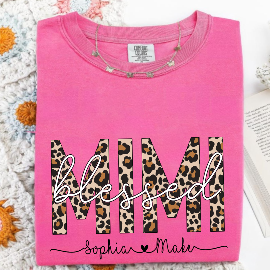 Comfort Colors® -Blessed Mimi Leopard Print T-Shirt – Personalized Grandma Tee with Grandkids' Names – Custom Gift for Mimi