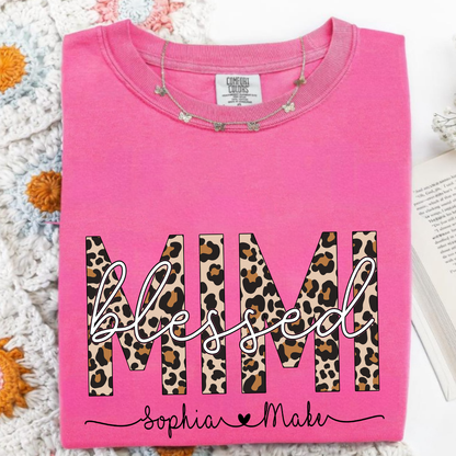 Comfort Colors® -Blessed Mimi Leopard Print T-Shirt – Personalized Grandma Tee with Grandkids' Names – Custom Gift for Mimi