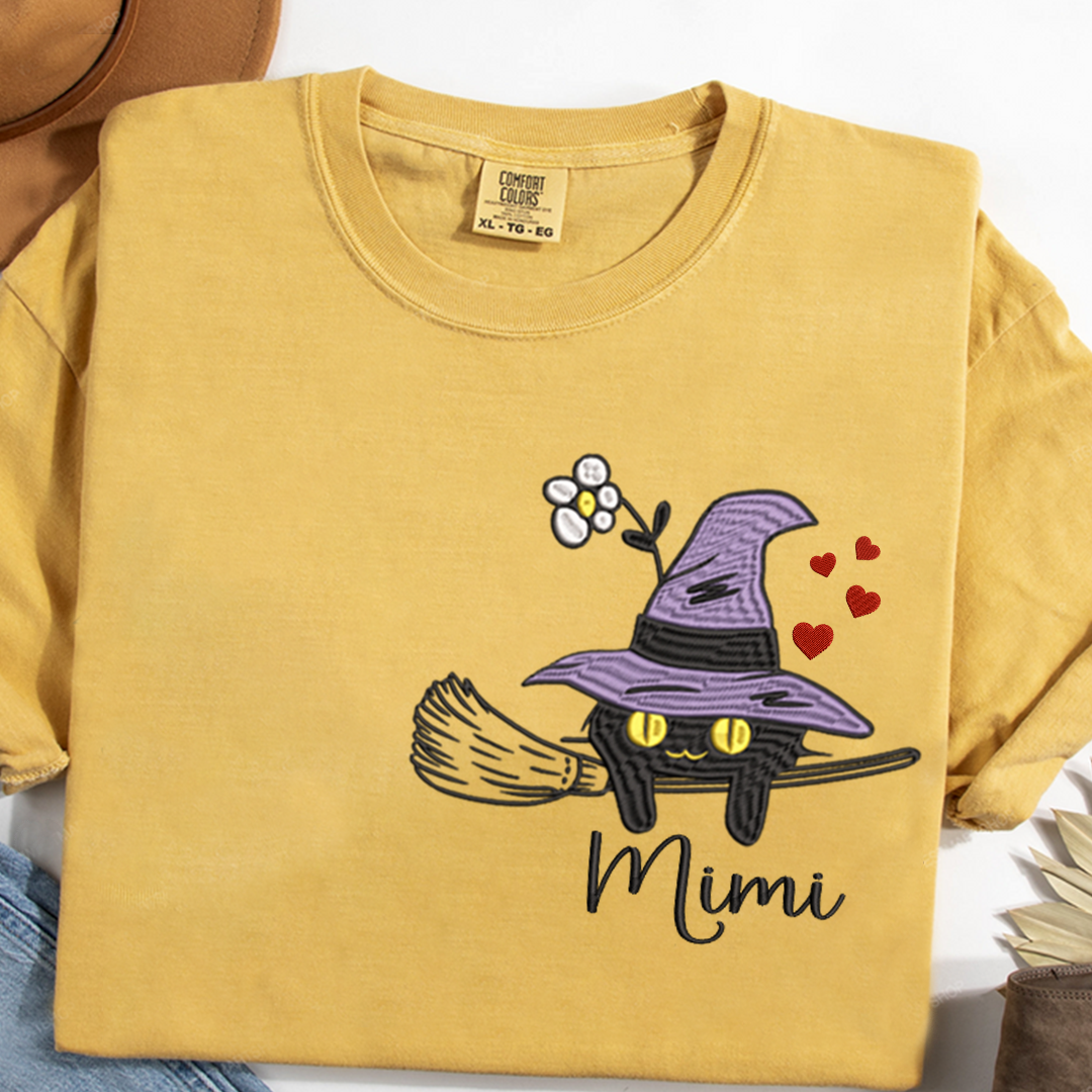 Comfort Colors® T-Shirt Personalized Grandma Cat Halloween, Gift for Mimi and Kids