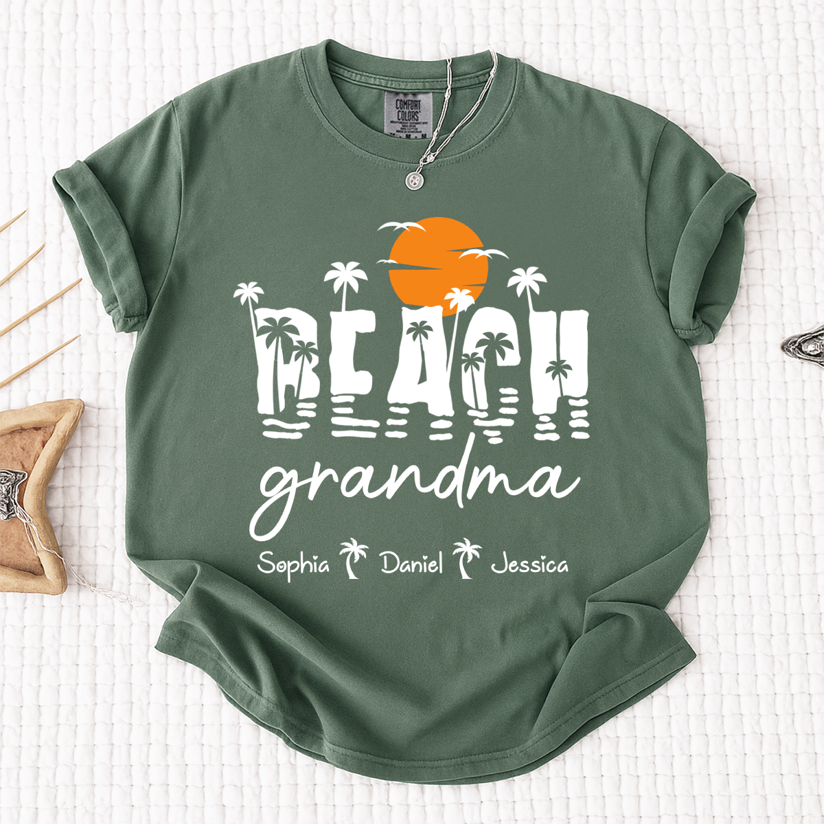 Comfort Colors Personalized Tropical Grandma Shirt – Custom Beach Sunset Palm Tree Tee with Grandchildren Names, Vacation Gift for Her
