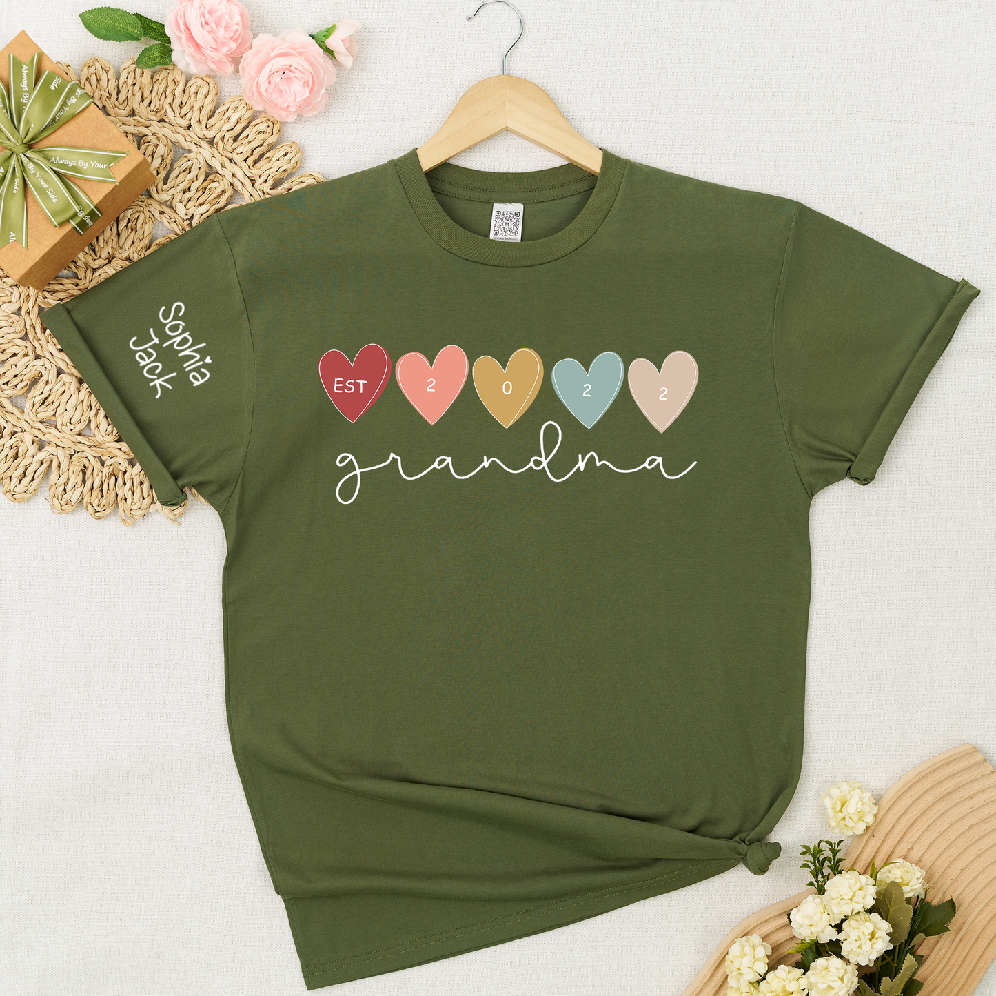 Personalized Grandma Est 2022 Shirt with Custom Grandkids Names on Sleeve, Colorful Heart Graphic T Shirt for Women, Meaningful Family Gift for Grandma from Kids
