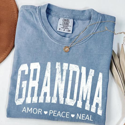 Custom Comfort Colors Grandma Graphic T-Shirt - Vintage Style Comfort Colors Tee - Personalized Grandmother Gift with Custom Names