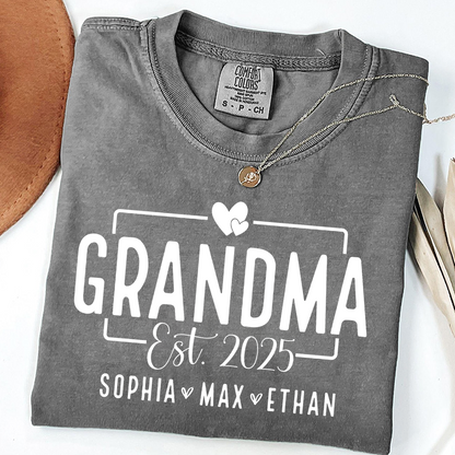 Comfort Colors® Personalized Name Shirt with Heart, Grandma And Kids Gift Tee