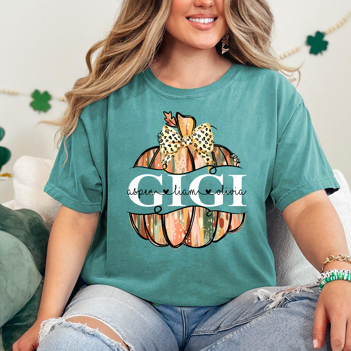 Comfort Colors® Personalized Gigi Pumpkin T-Shirt with Grandkids’ Names, Custom Fall Leopard Bow Tee for Grandma
