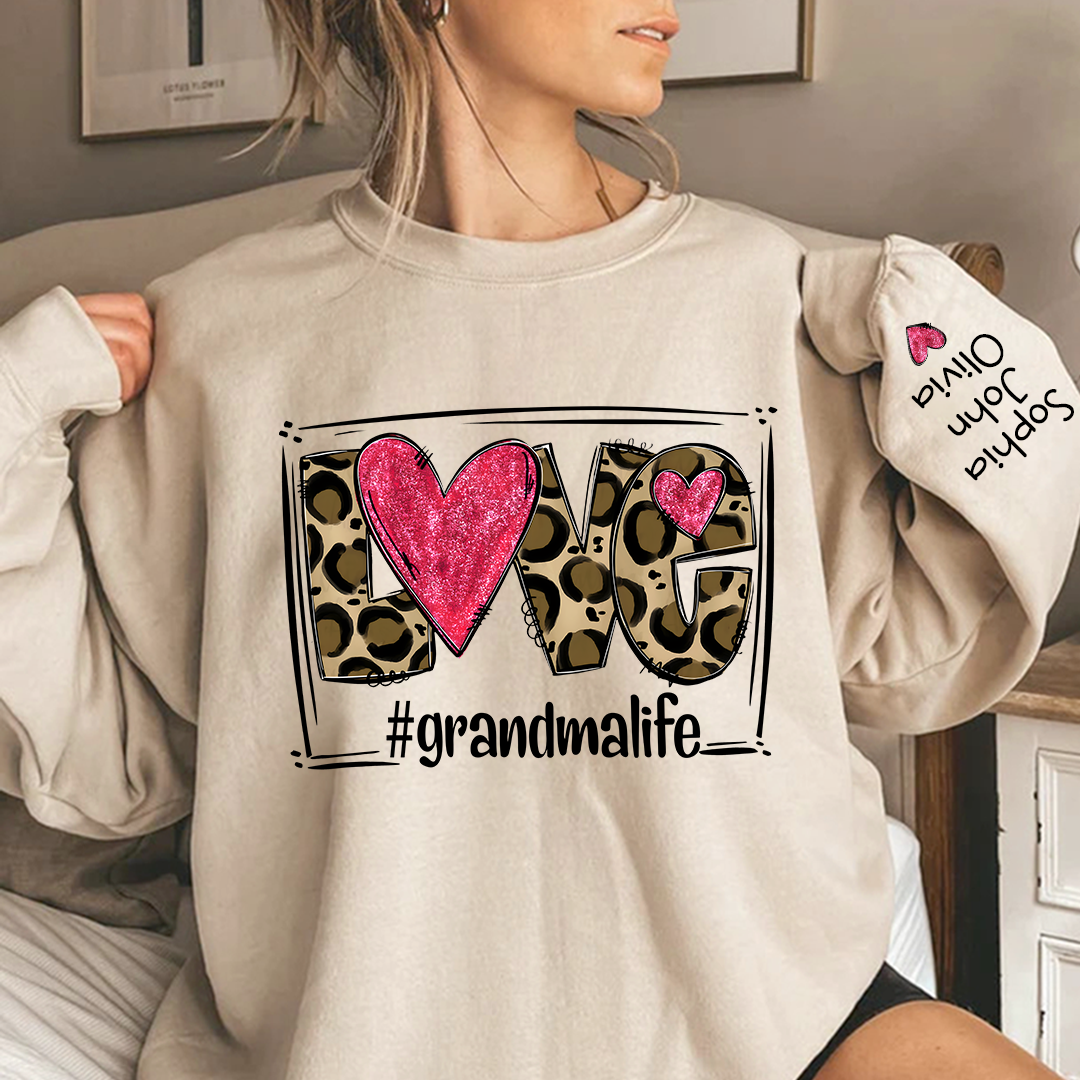 Love Grandmalife Leopard glitter And Grandkids Sweatshirt