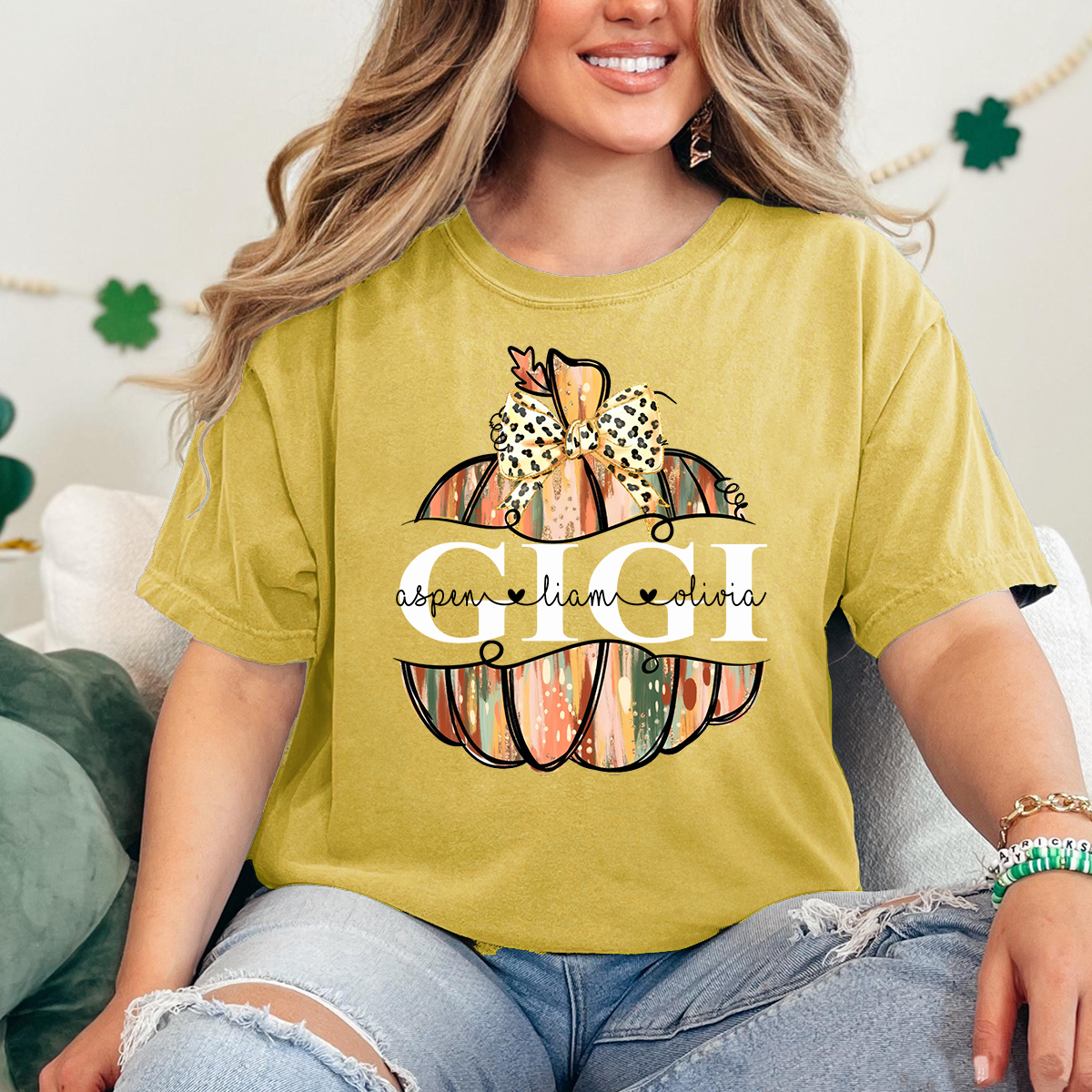 Comfort Colors® Personalized Gigi Pumpkin T-Shirt with Grandkids’ Names, Custom Fall Leopard Bow Tee for Grandma