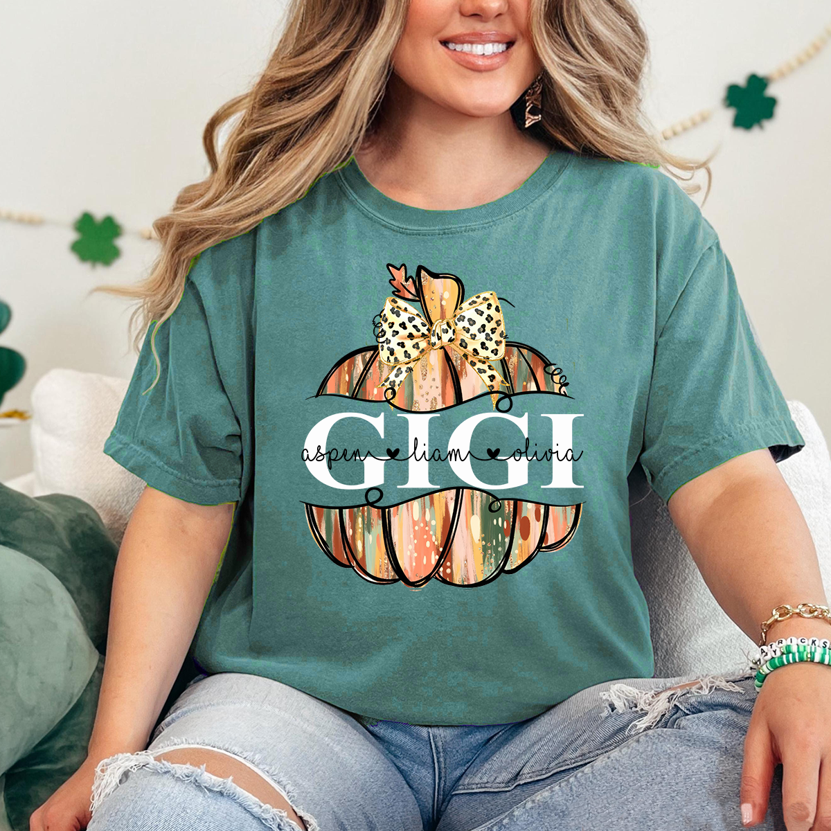 Comfort Colors® Personalized Gigi Pumpkin T-Shirt with Grandkids’ Names, Custom Fall Leopard Bow Tee for Grandma